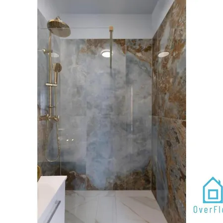 Apartment Golden - Premium At Old Town